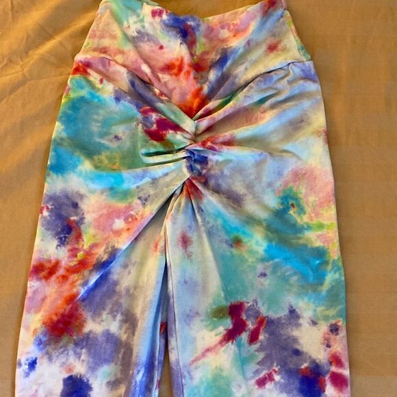 Shape Up Fitness Wear New High Waisted Legging with Rear Detail in Pastel Print. - Picture 4 of 7